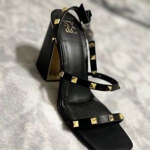 4” CHUNKY STUDDED HEELS